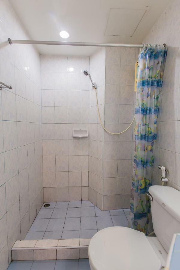 Chongko Guesthouse Phuket Ngoại thất bức ảnh