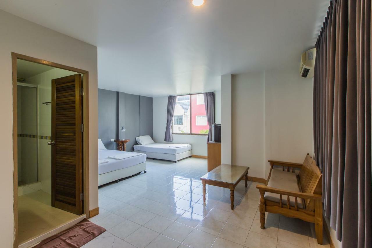 Chongko Guesthouse Phuket Ngoại thất bức ảnh