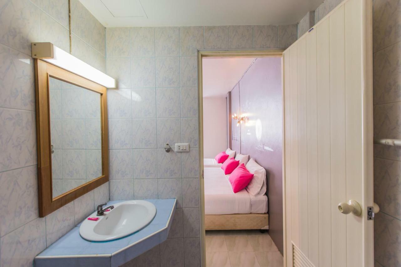 Chongko Guesthouse Phuket Ngoại thất bức ảnh