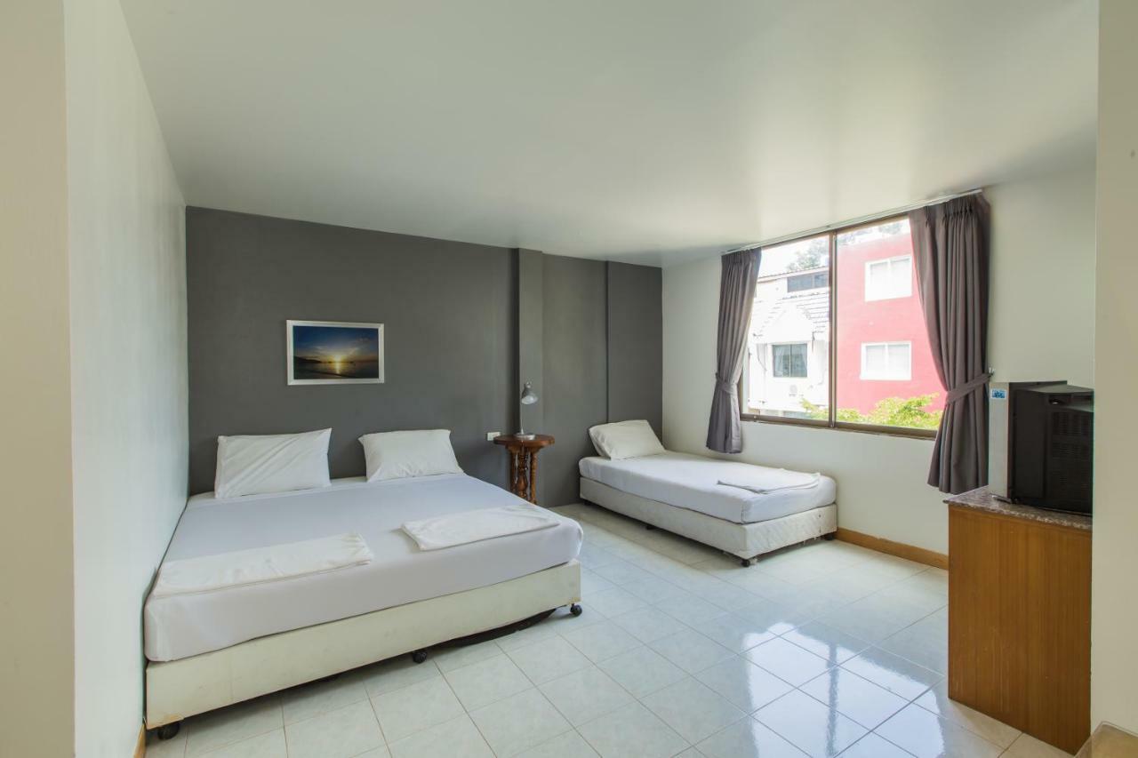 Chongko Guesthouse Phuket Ngoại thất bức ảnh